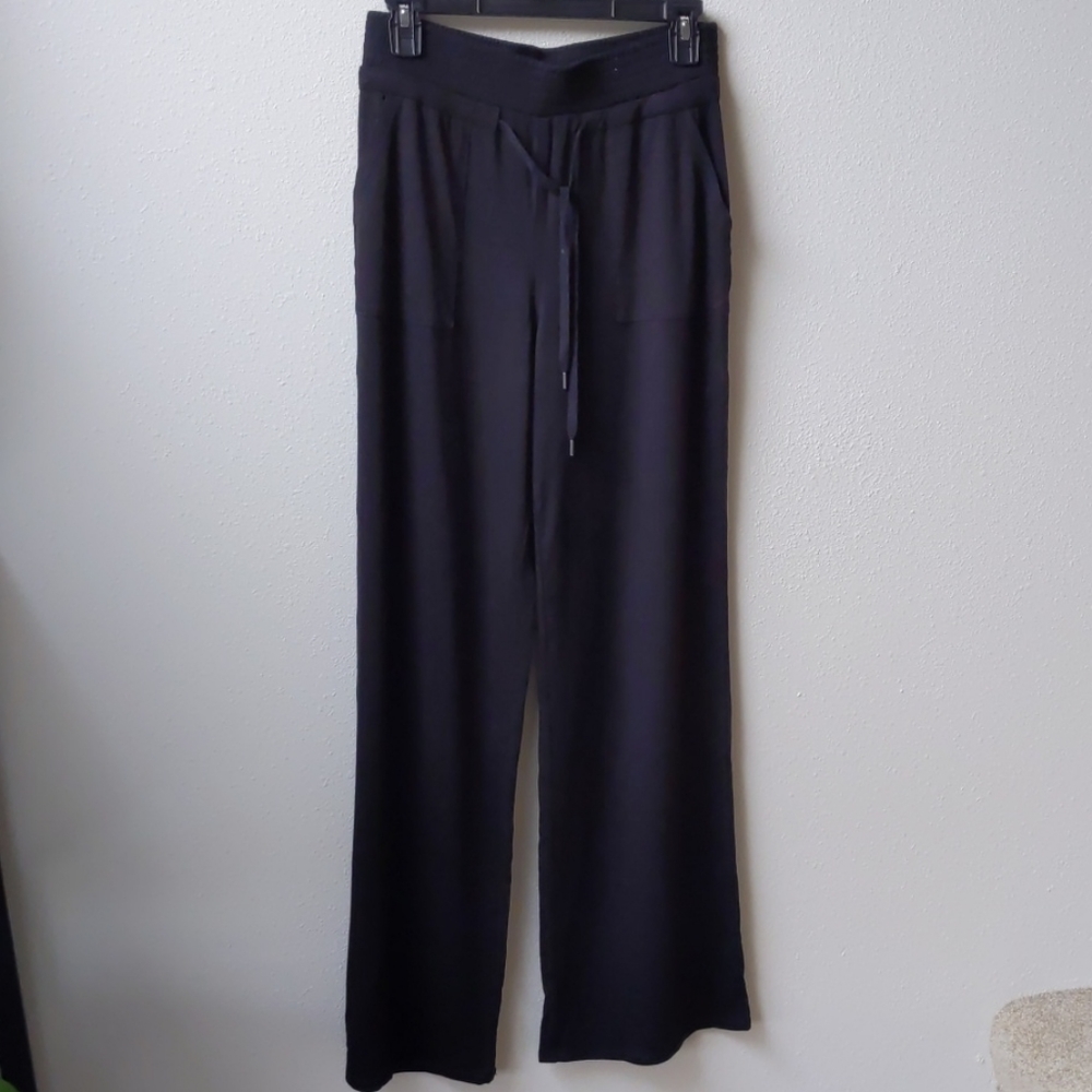 NWOT Express wide leg pants